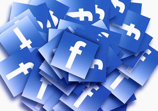 Facebookページにディスクリプションを設定する方法